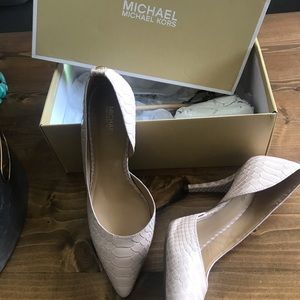 Blush D’Orsay Michael Kors